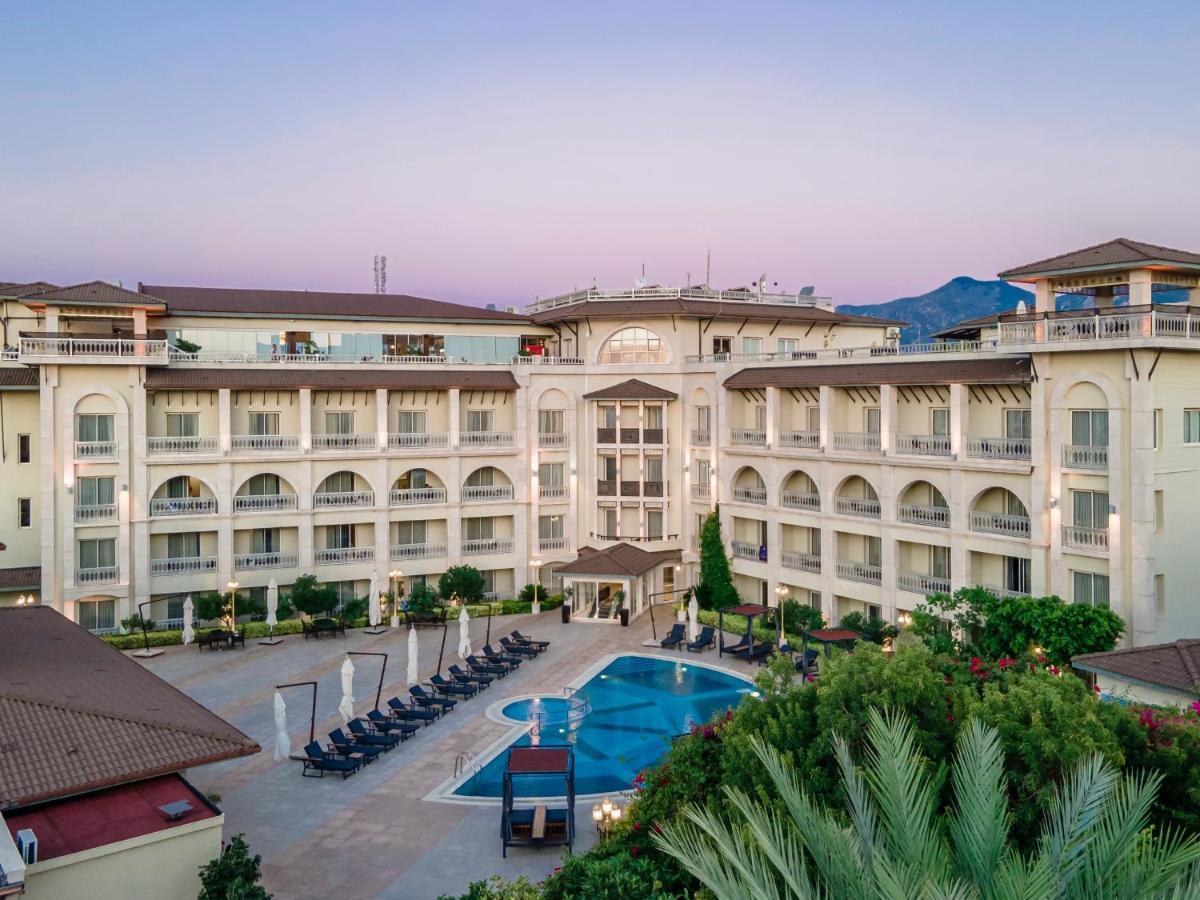 Savoy Hotel Spa & Casino Kerínia Kültér fotó